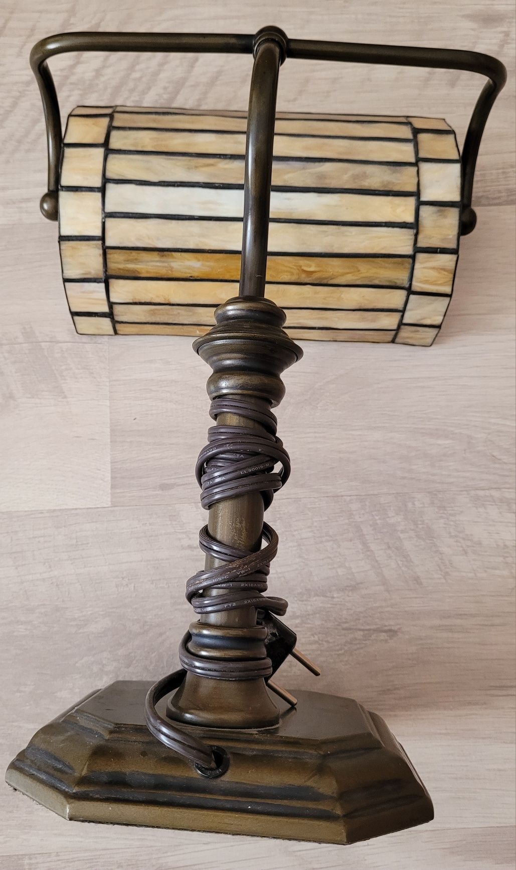 Лампа Unbranded Vintage Portable
Lamp