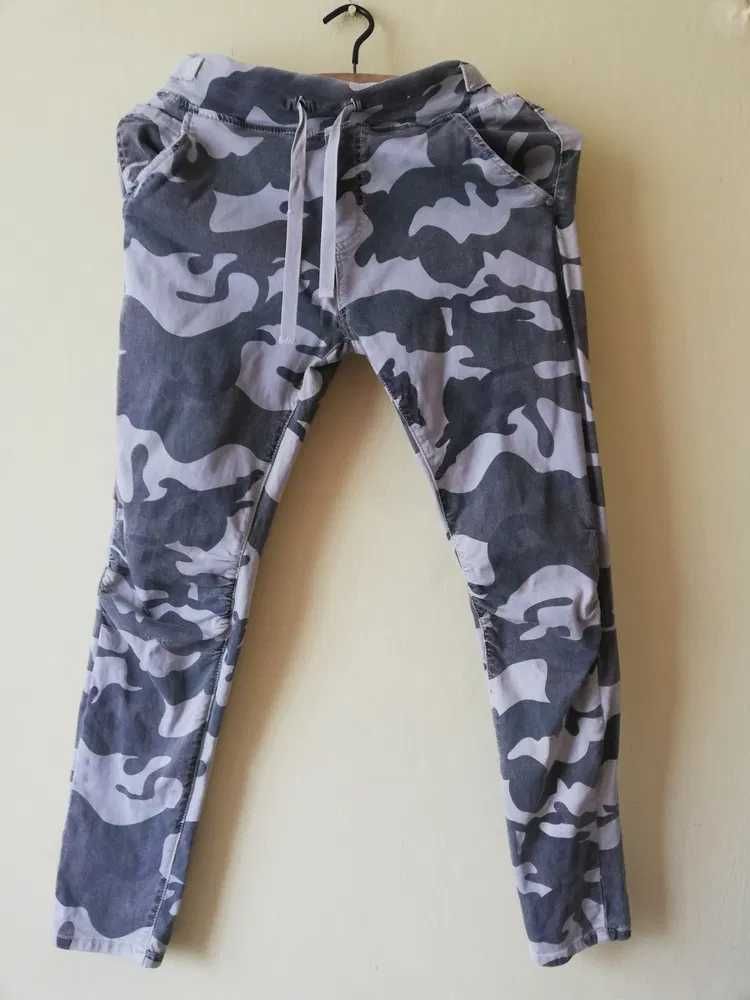 Spodnie jeans, dresy bawełna, moro, rozm M, bojówki