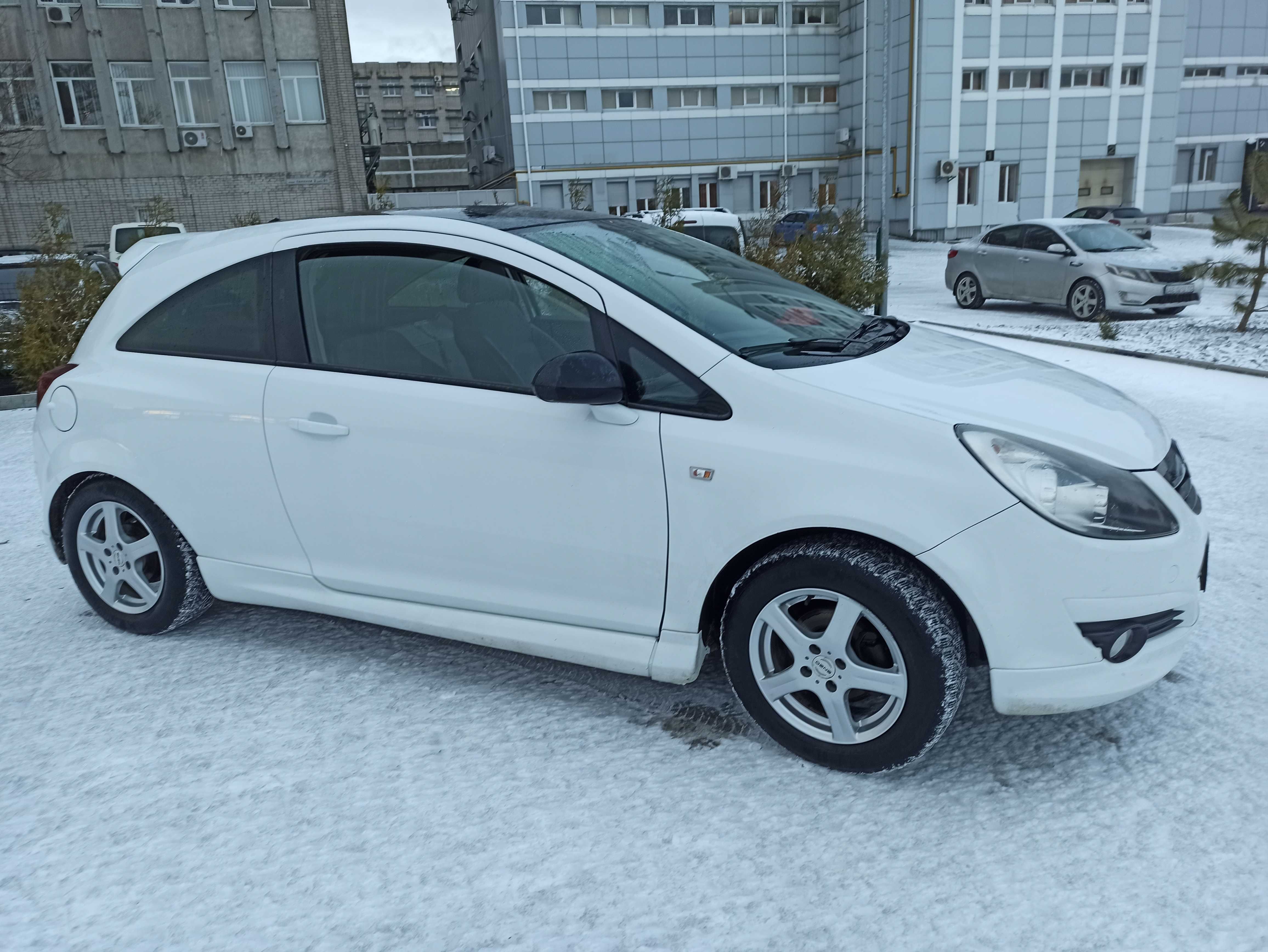 Opel Corsa D в оригинальном обвесе 1.3 (бензин)