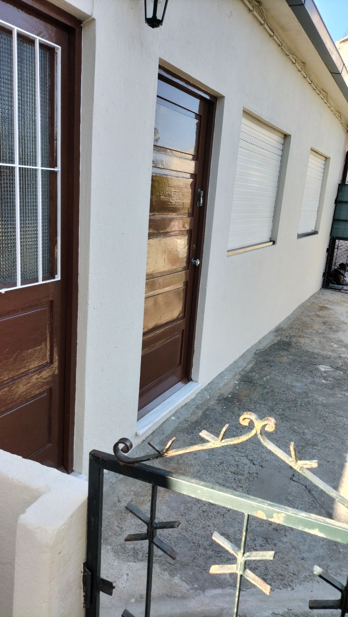 Arrenda-se casa T2 Traseiras em Leça da Palmeira centro