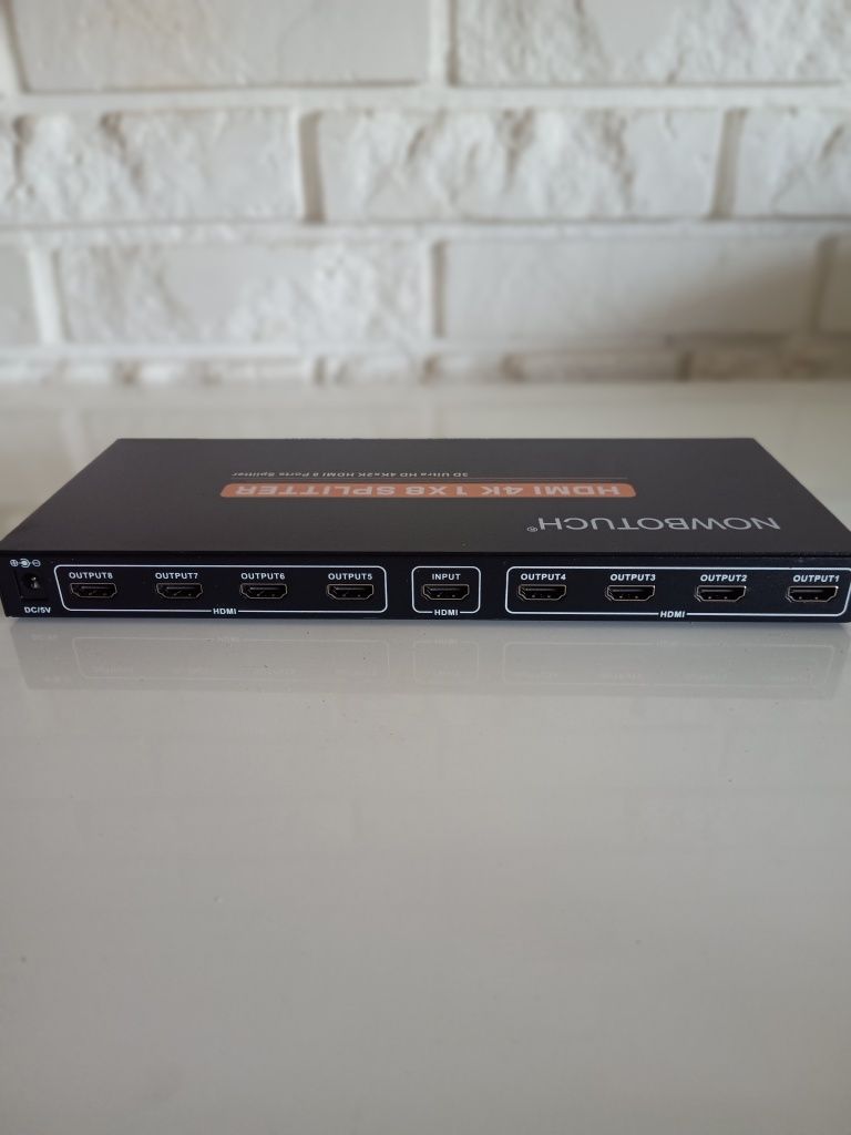 HDMI spliter 1x8