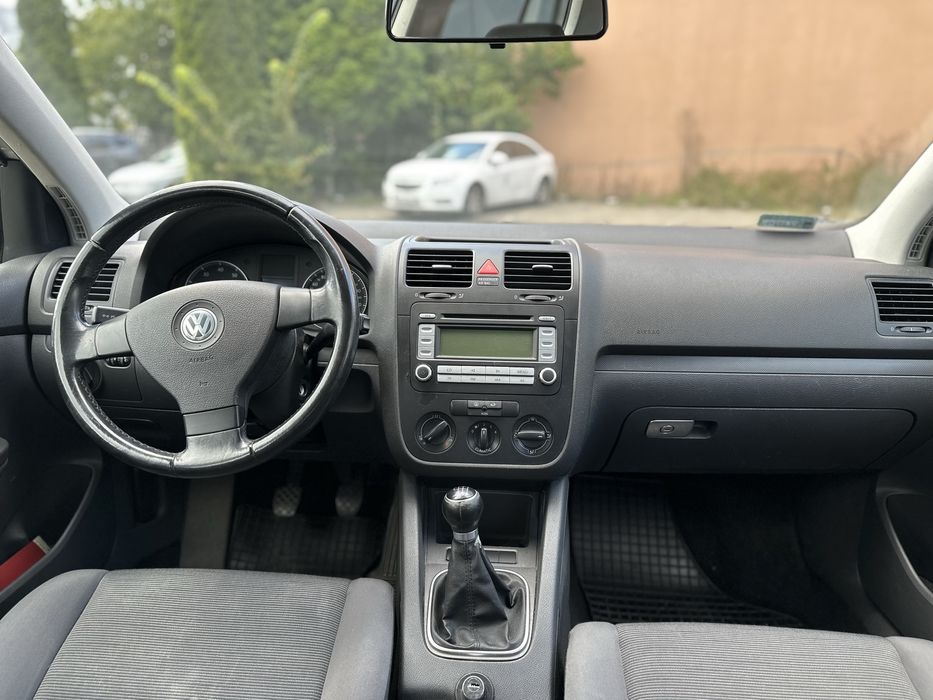 Golf 5 benzyna 143tys przebiegu udokumentowane