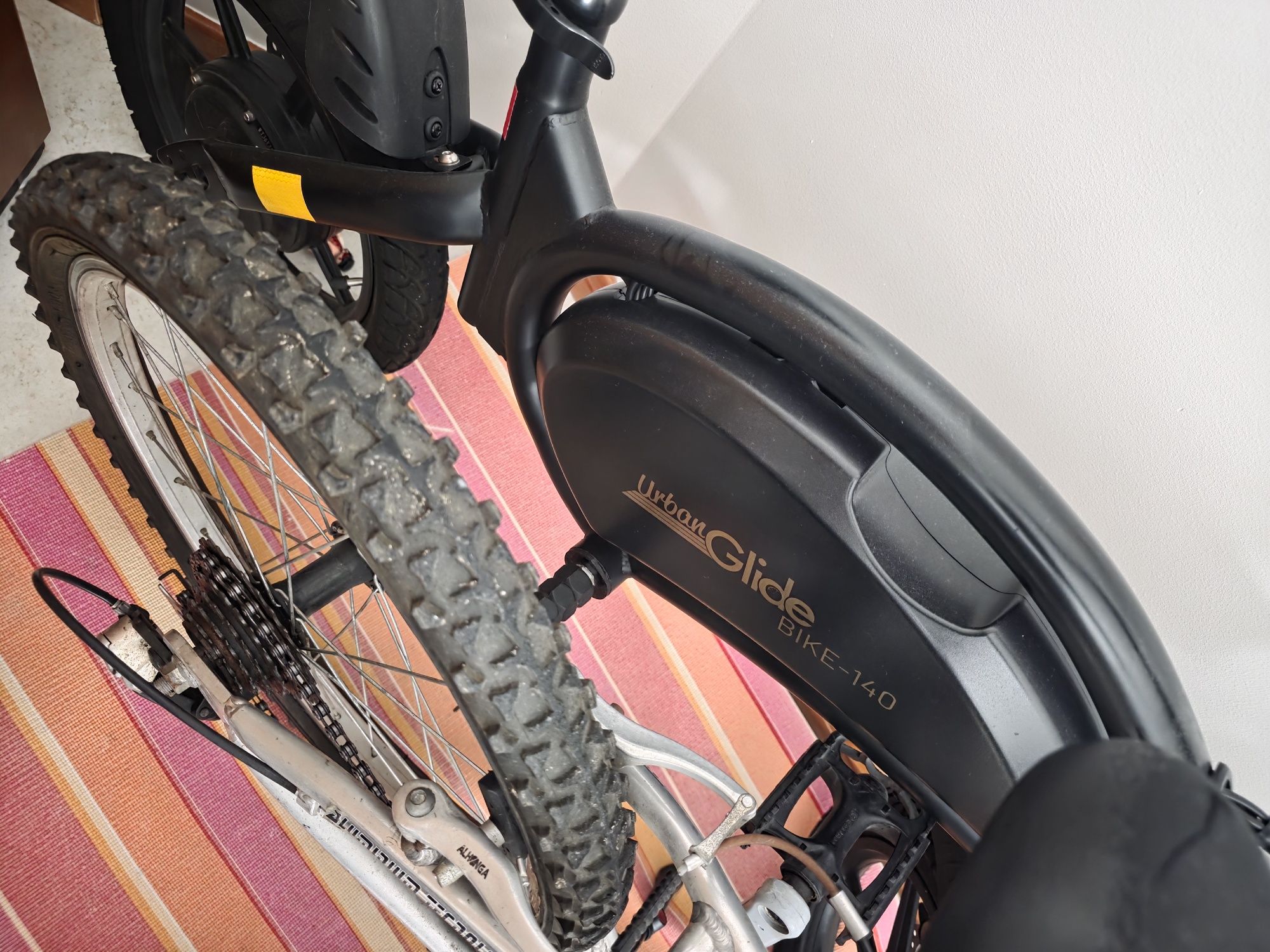 Bicicleta elétrica Urban glide 140