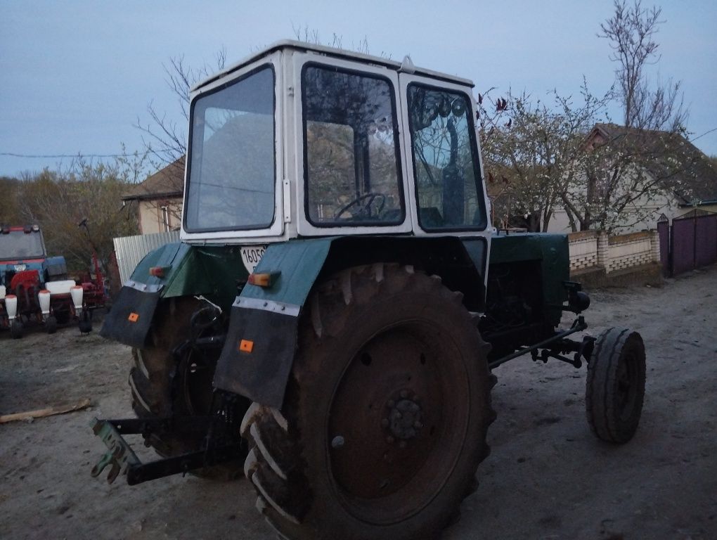 Юмз 6 трактор в доброму стані