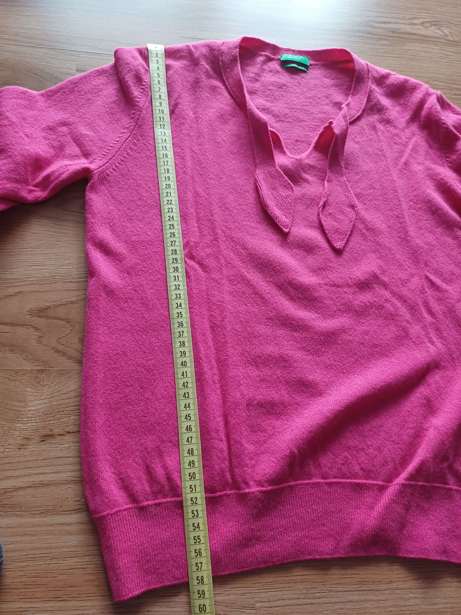Sweter różowy wełniany z dodatkiem kaszmiru, rozmiar 38