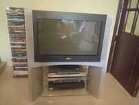 Vendo Televisão Sony  (65cm, Vega Black Triniton) e móvel de apoio.