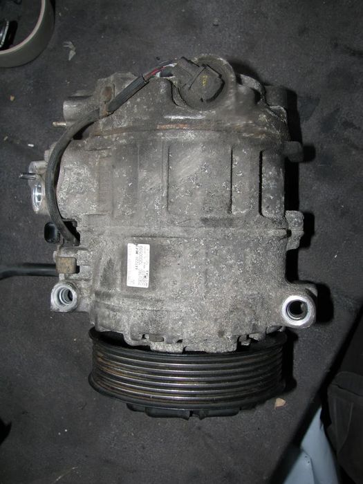Mercedes-Benz W203 447220-8843 sprężarka klimatyzacji