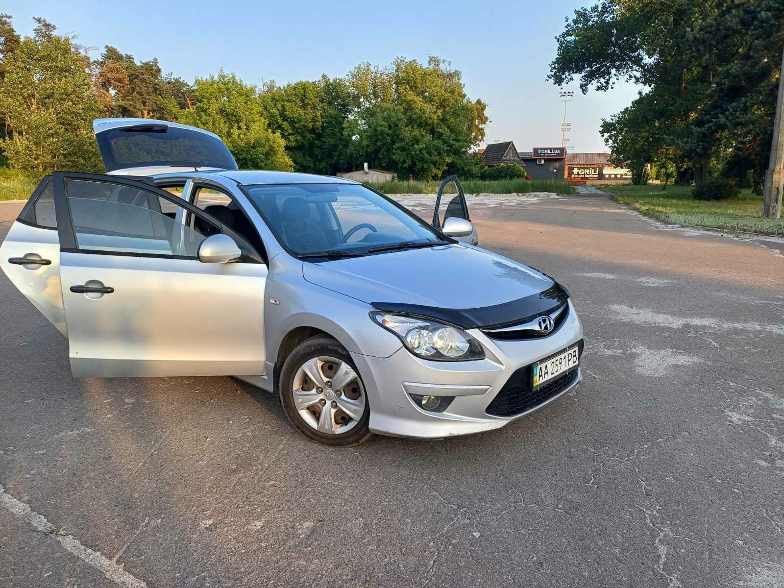 Продам Hyundai i30   2011року