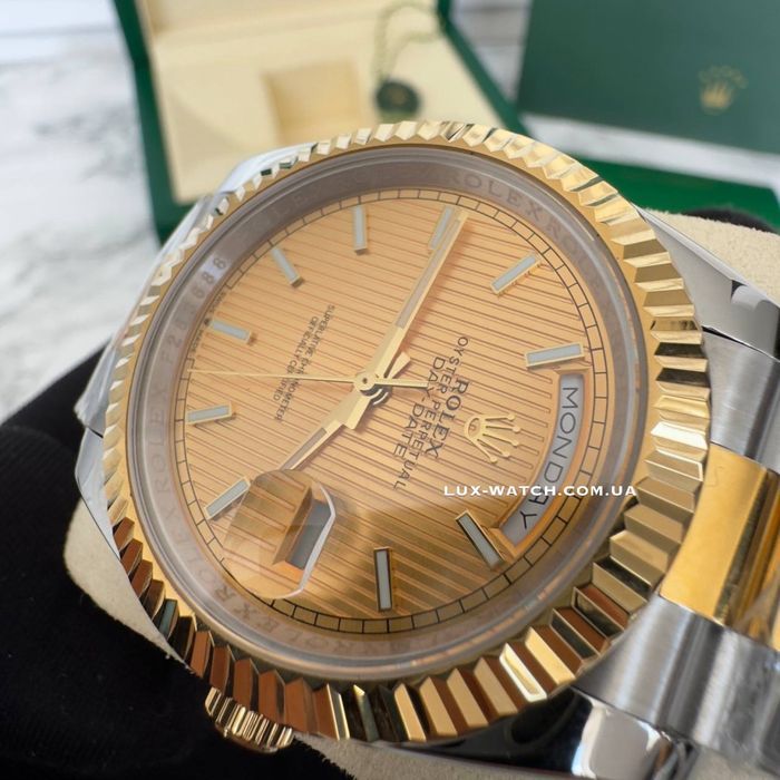 Часы Rolex Day - Date Oyster Perpetual Годинник