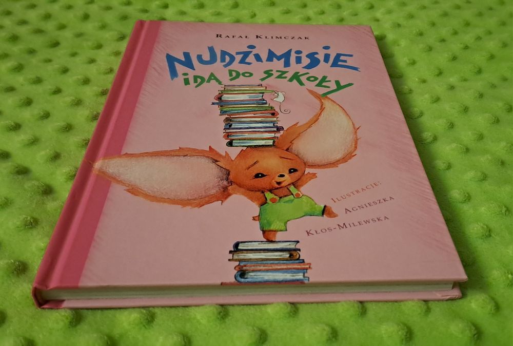 Nudzimisie idą do szkoły Rafał Klimczak
