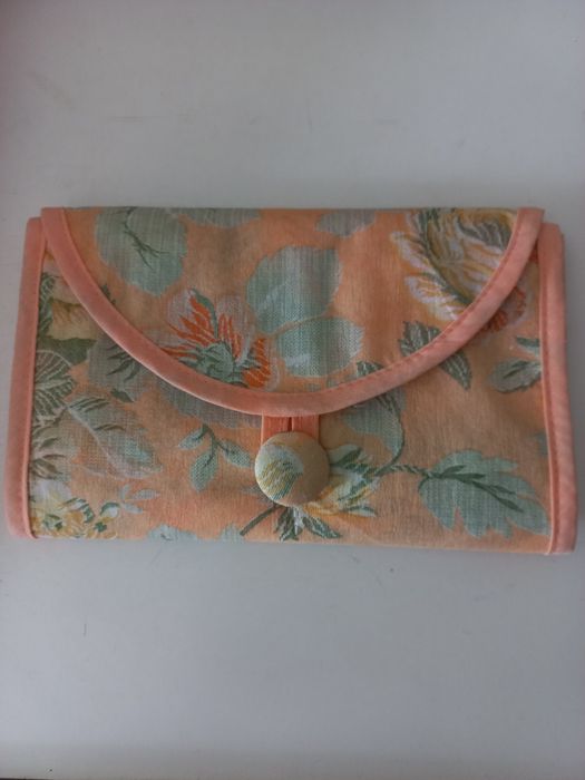 Bolsa desdobrável nova para arrumação