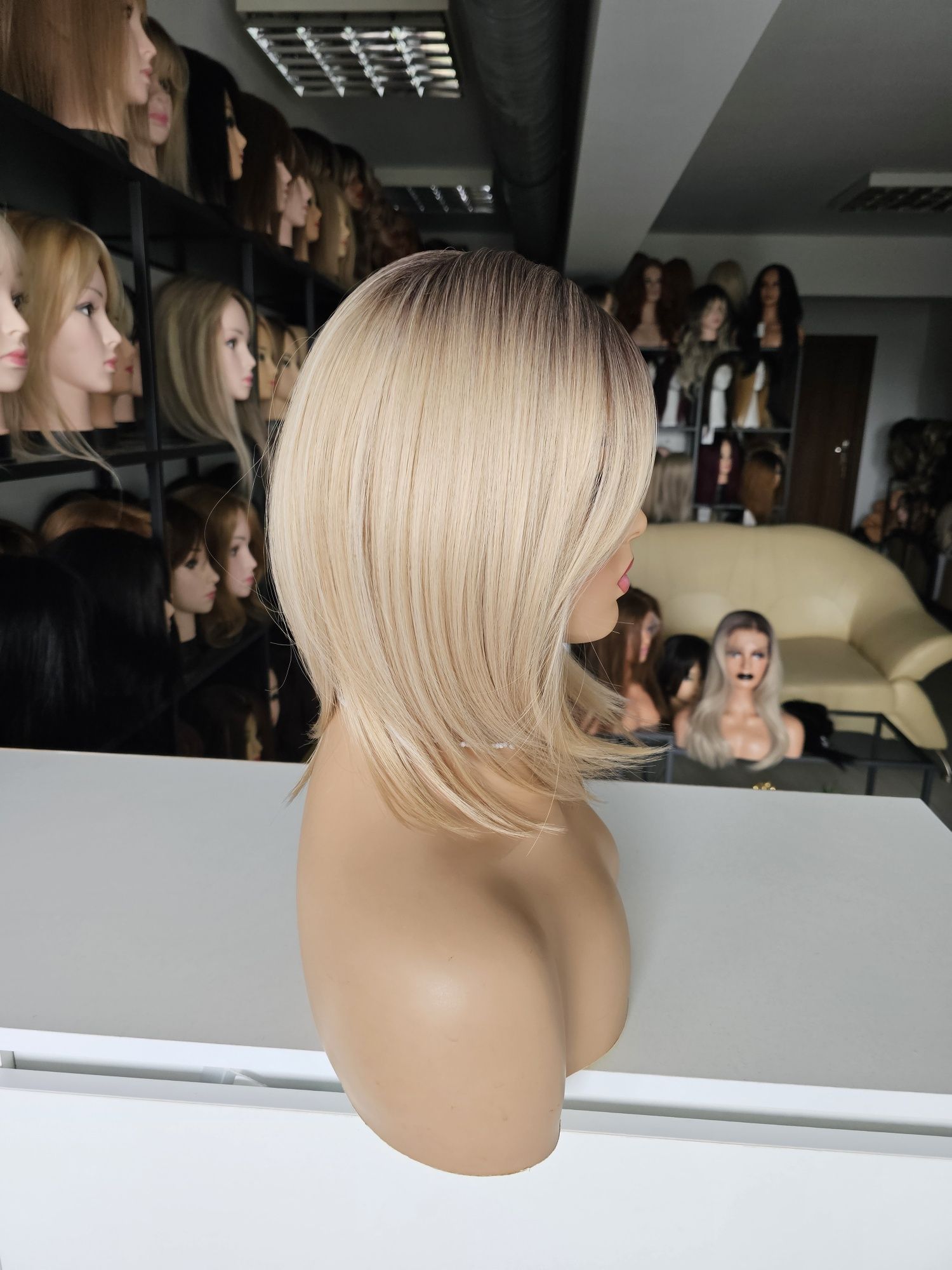 Lekki tupet topper blond z odrostem Lisa naturalnych efekt