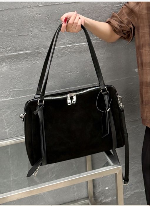 Жіноча сумка із натуральноі замші