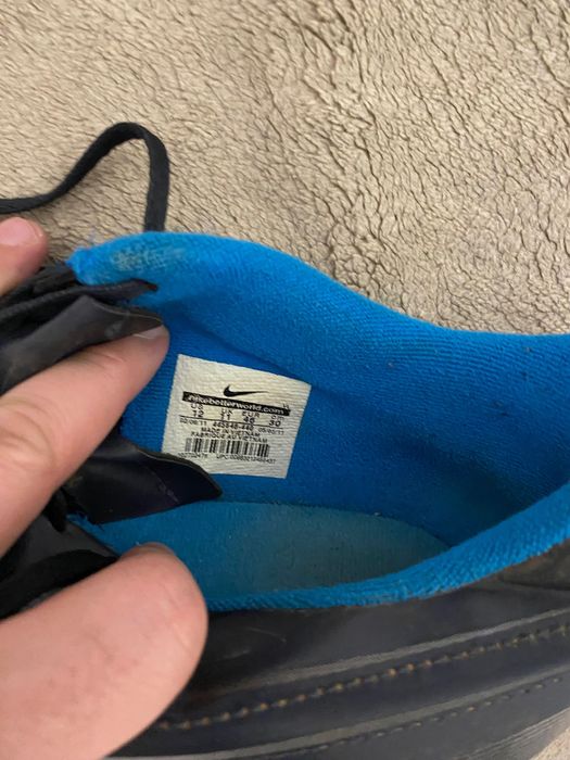 Buty piłkarskie Nike wkręty