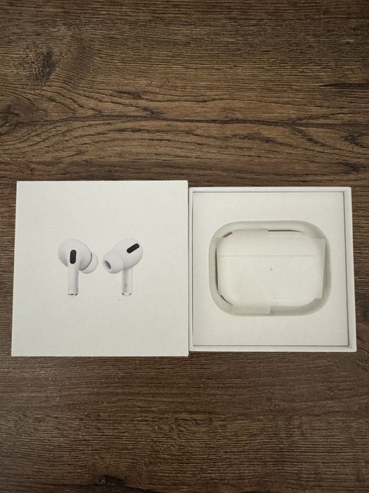 Оригінальні Airpods pro
