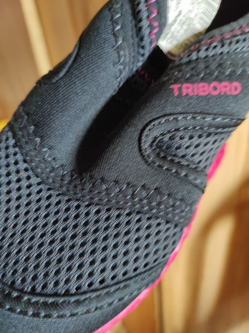 Buty do wody NOWE Tribord 28/29