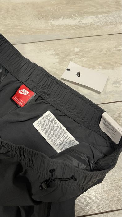 Штани nike tech woven