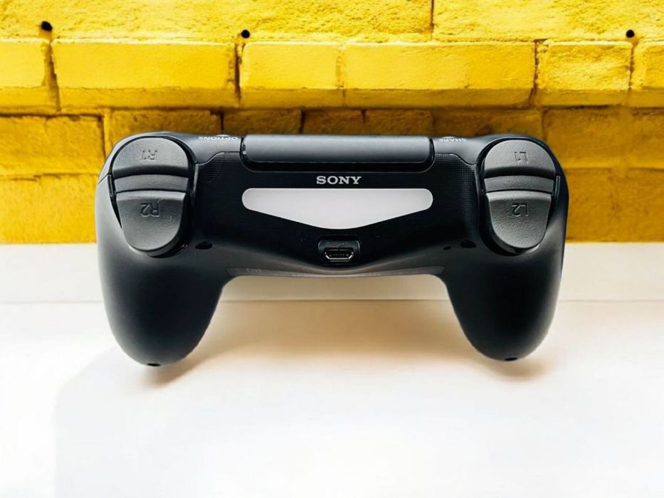 PS4 Slim 1000GB памяті.Гарний стан. Гарантія