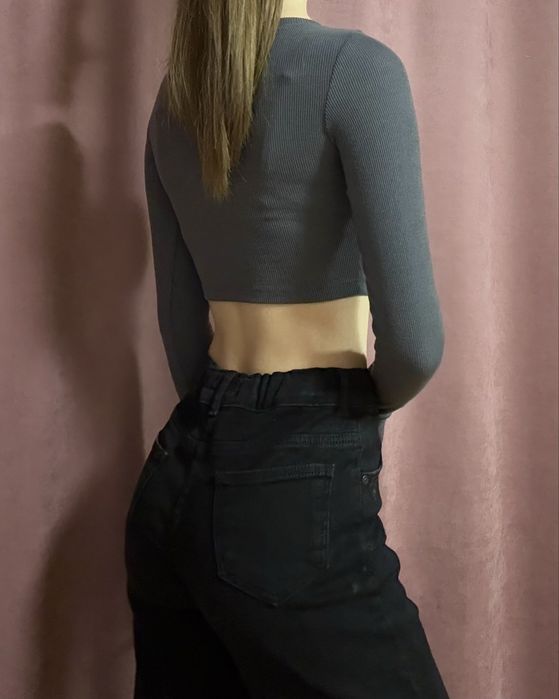 Кроп-топ з довгим рукавом