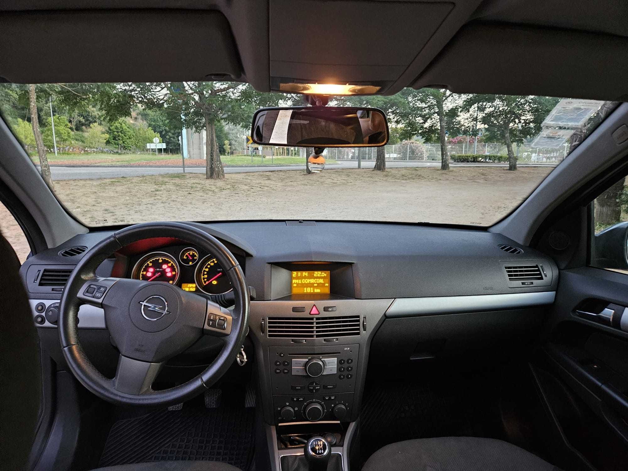 Opel Astra 1.3 cdti 5l