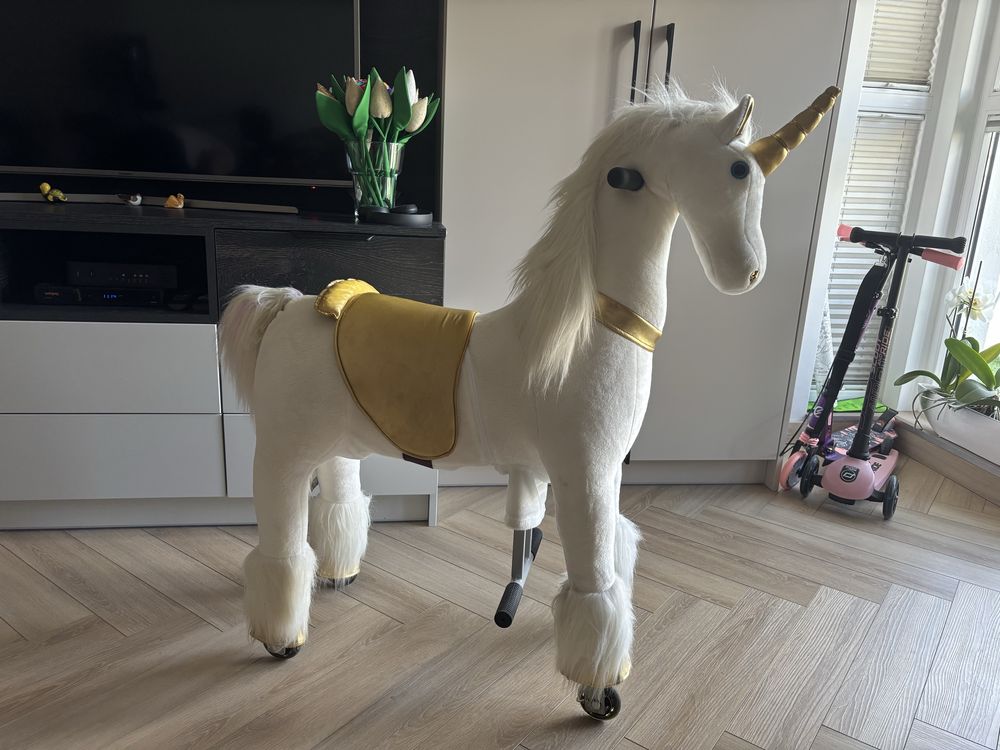 Jednorozec duzy na kólkach