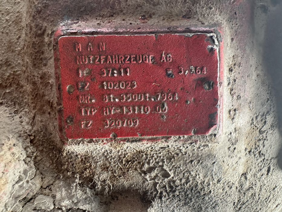 Задней редуктор Ман командор