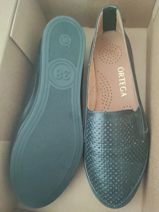 Балетки, туфлі шкіряні 38 нові Ортега