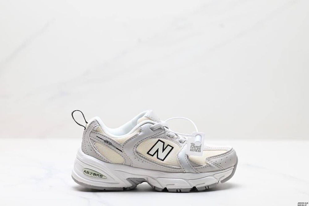 New balance criança