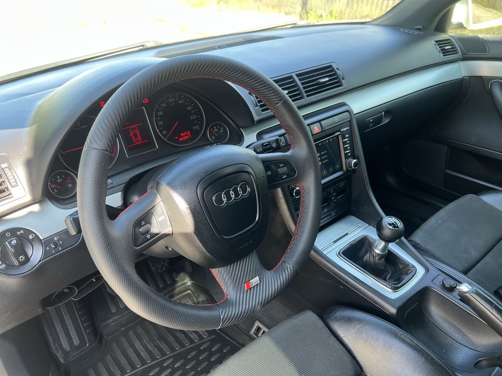Audi A4 B7 sedan