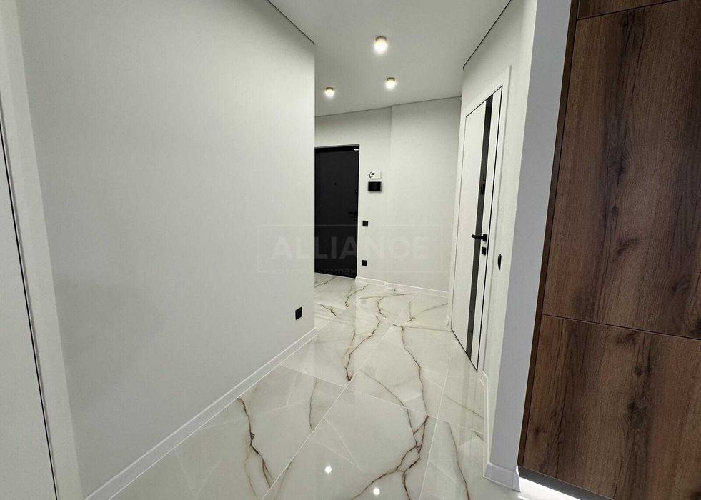 Неймовірна 1 км квартира з дорогим ремонтом в сучасному ЖК