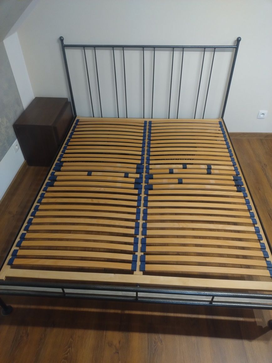 Łóżko kute 160x200 ze stelażem