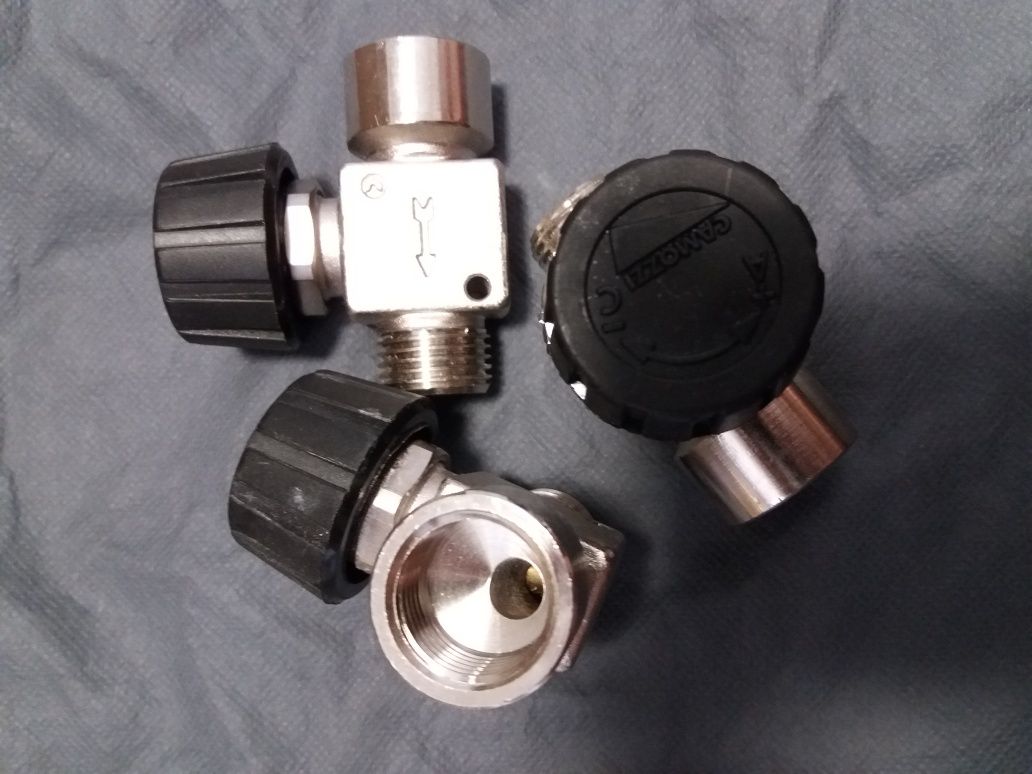 Вентиль воздушный 1/8" ГГ 1/2" ГШ camozzi