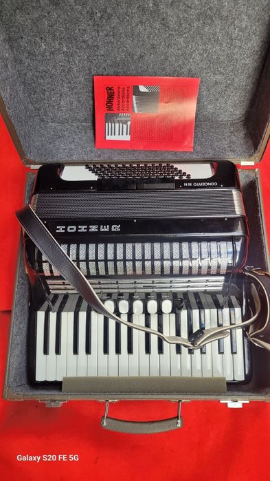 Akordeon HOHNER  Concerto III N
