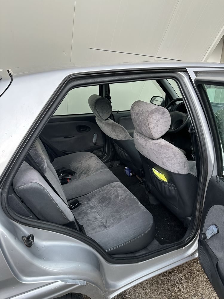 Citroen saxo 1.100 / ACEITO TROCA POR DT