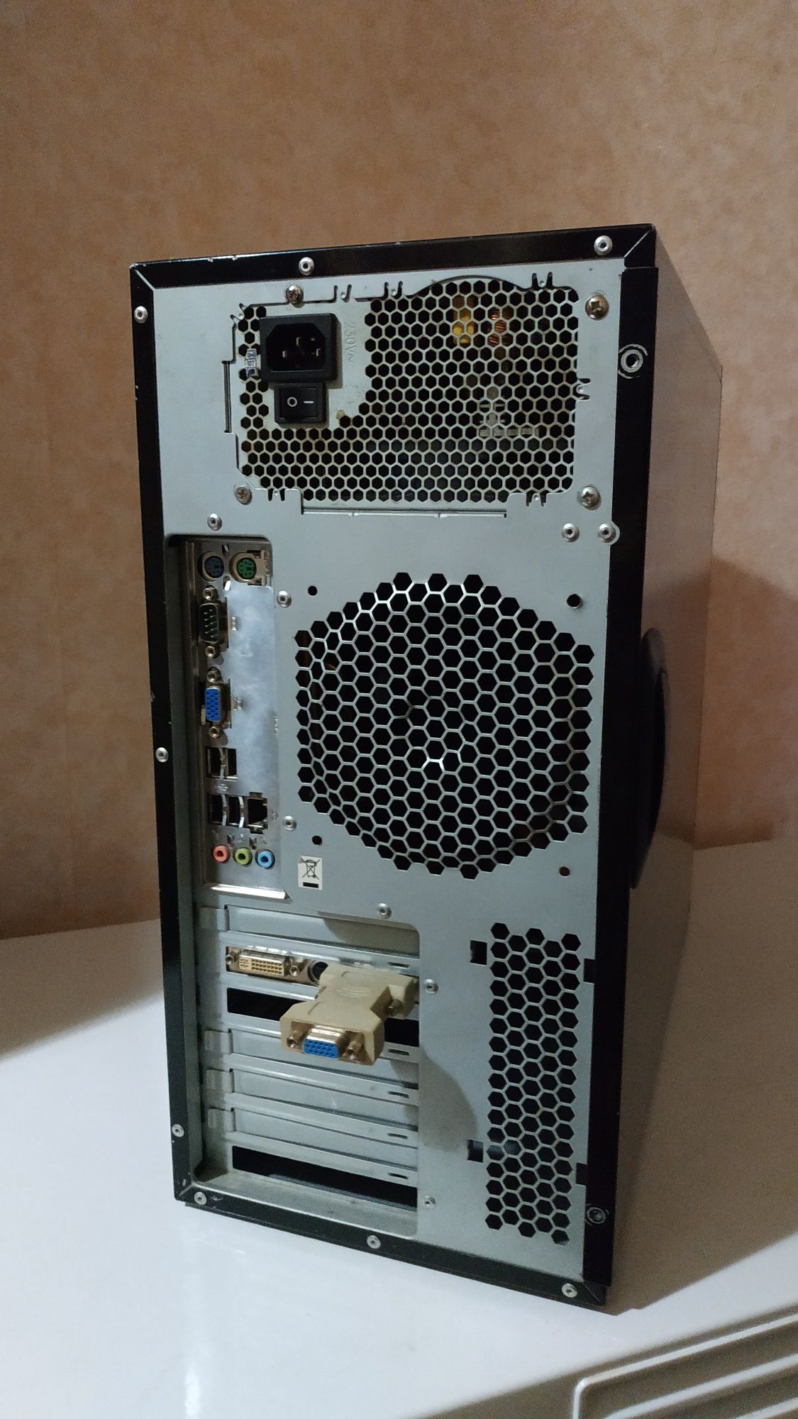 Игровой компьютер системный блок Phenom II X4 b55 3,3гГц, 280Гб HDD.