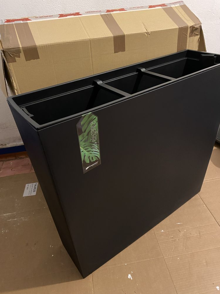 Donica wysoka z wkładem antracyt 77 cm Urbi Case T