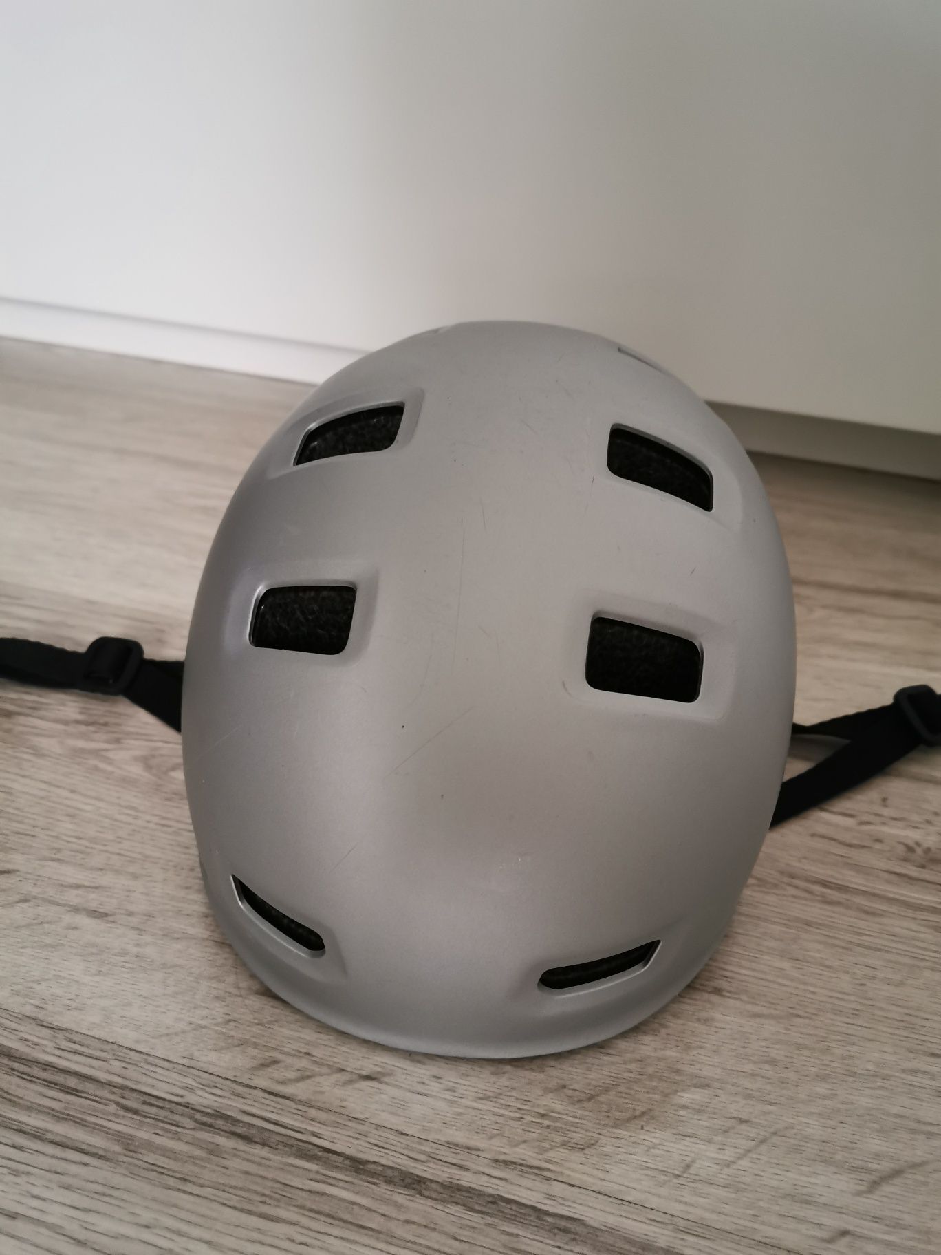 Kask oxelo, orzeszek 52-55cm