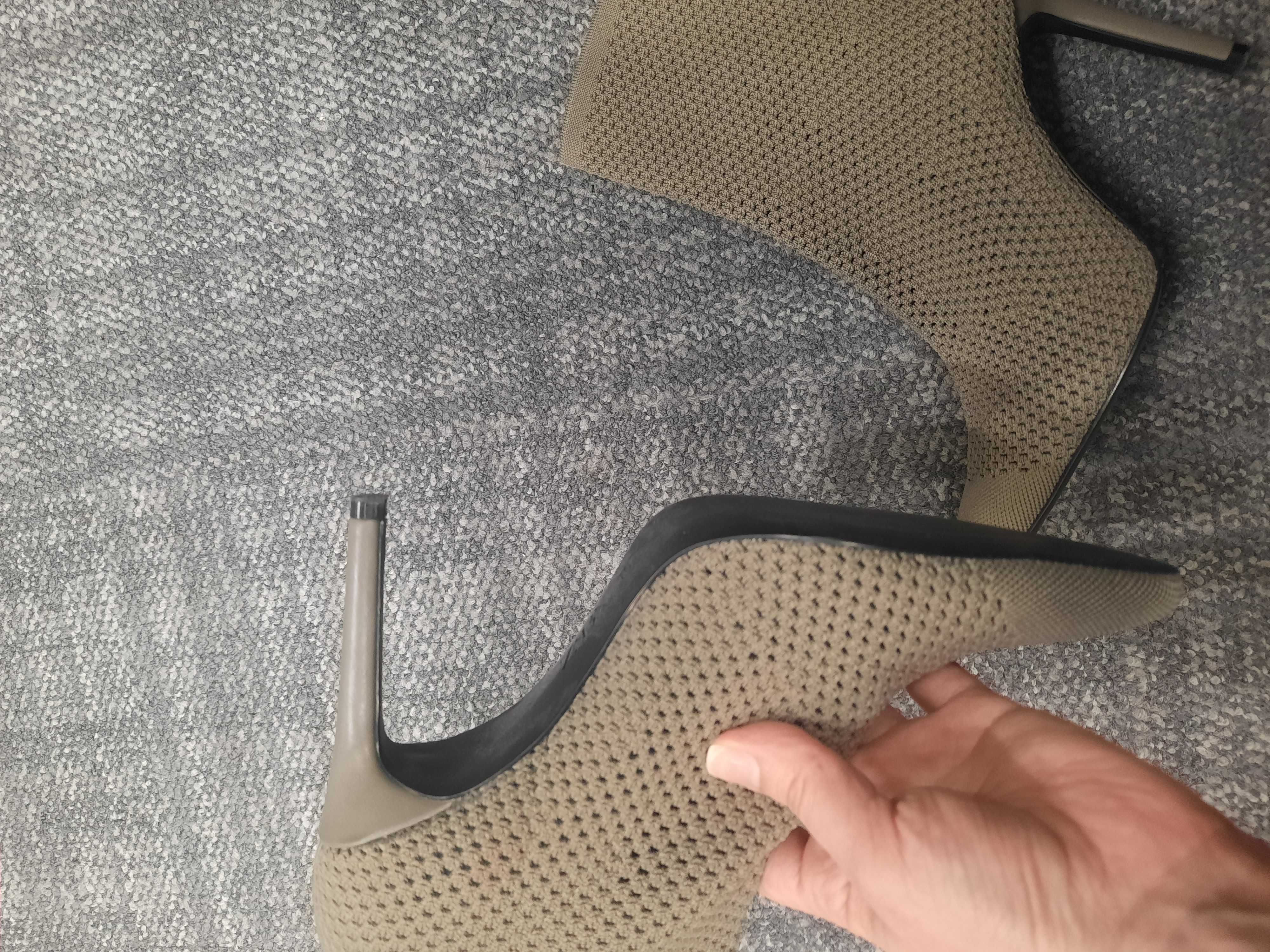 Botki skarpetkowe Zara szpilka 38