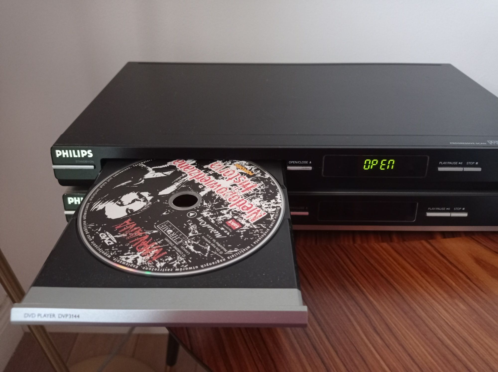 Odtwarzacz DVD PHILIPS DVP 3144/12 plus pilot