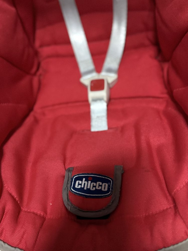 Ovo bebe da Chicco usada
