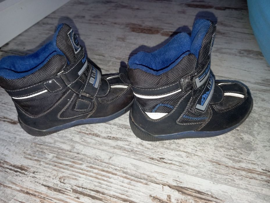 Зимові сапоги.Розмір 25