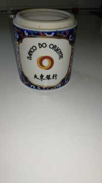 Taça chinesa casca de ovo e pote de porcelana do banco do oriente