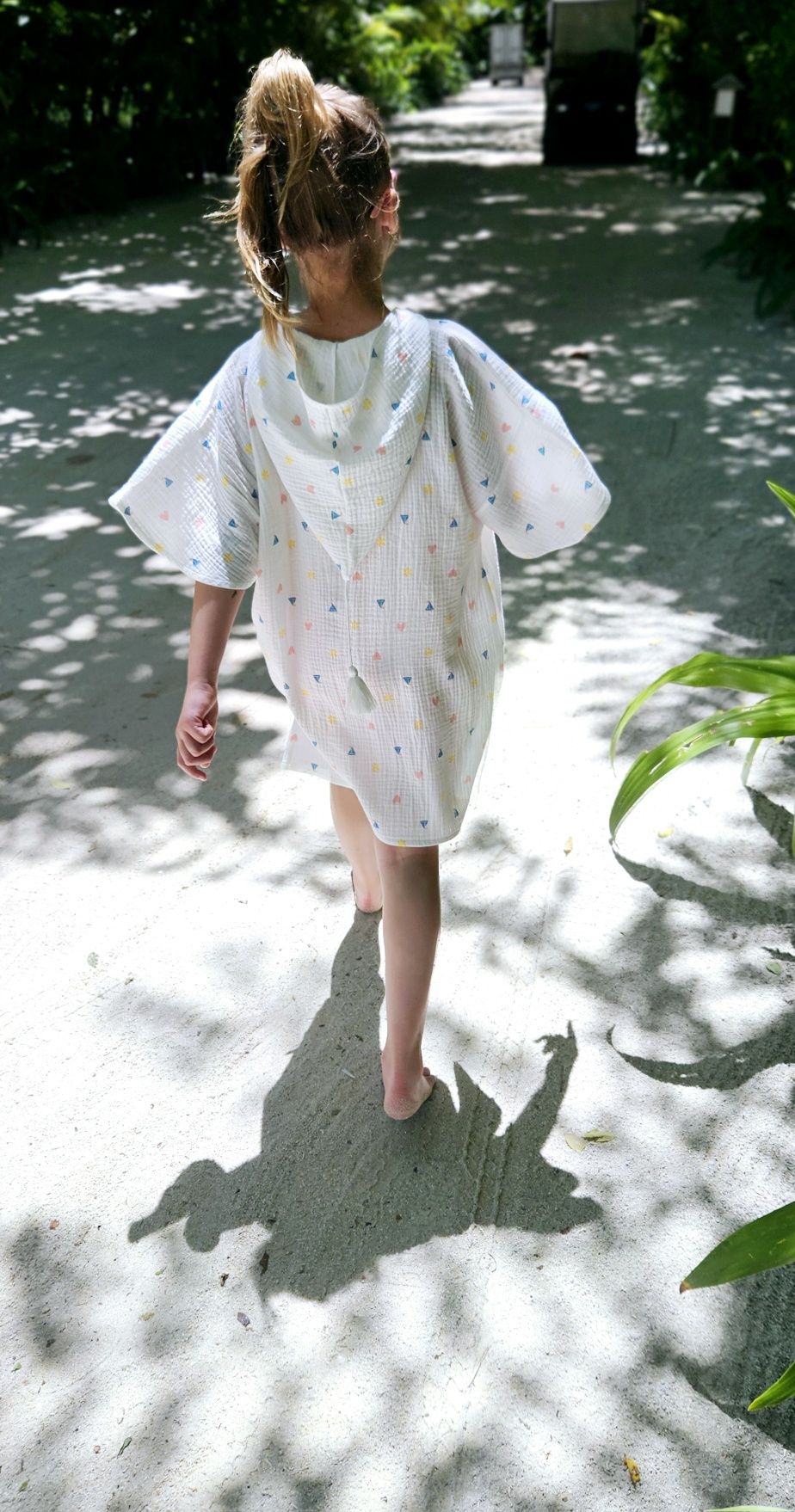 Ponczo na plaże muslin r 116/122 ecru