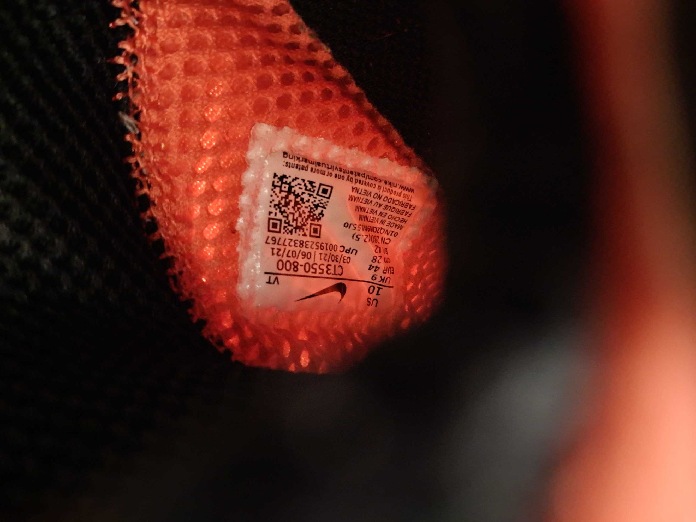 Кроссовки Nike оригинал размер  44 стелька  28.5см