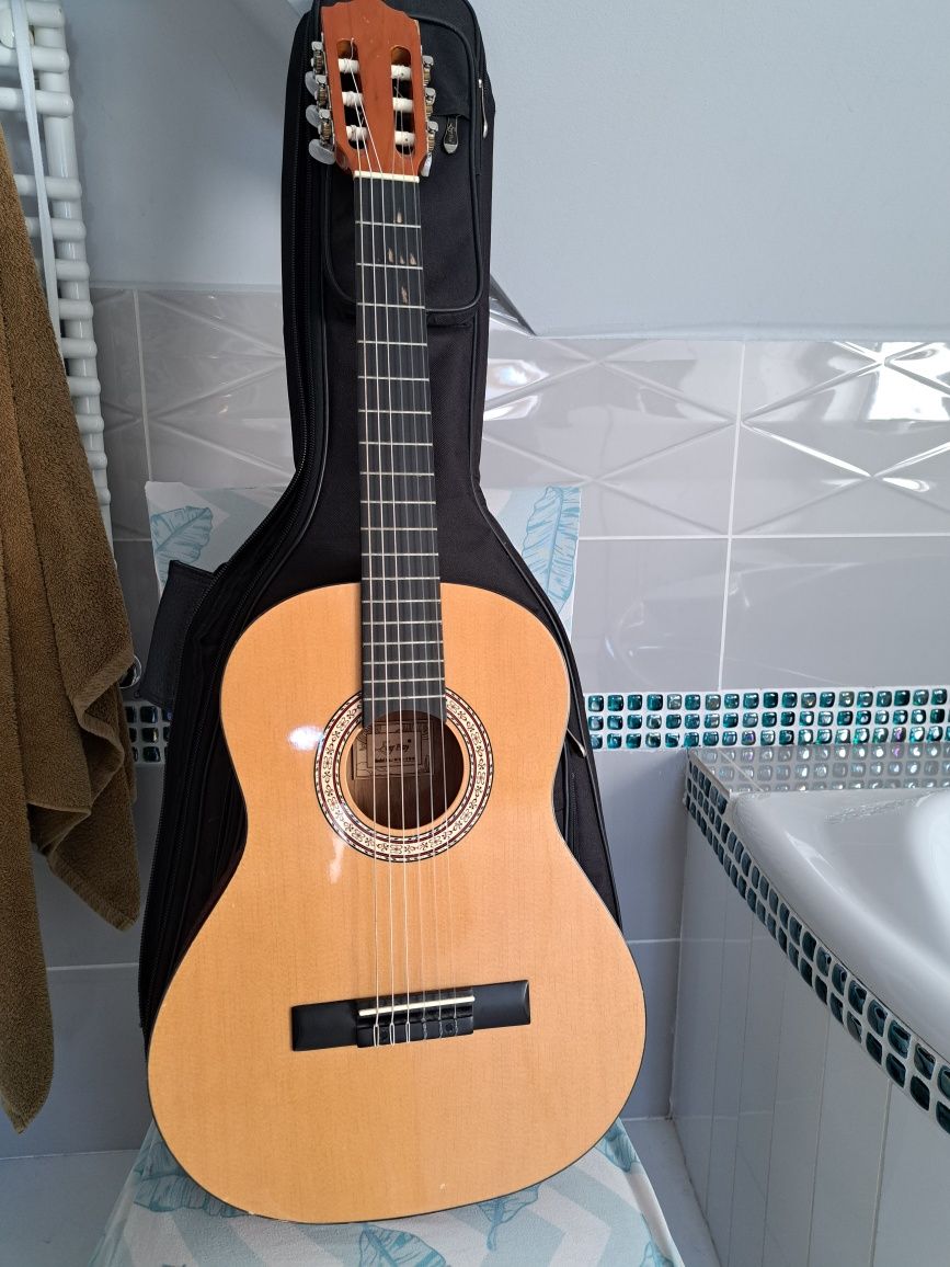 Gitara klasyczna 3/4