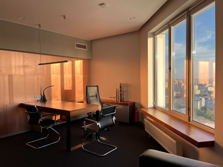 Оренда видового офісу без % 260м2 Карнегі центр Кловський узвіз 7 Loft