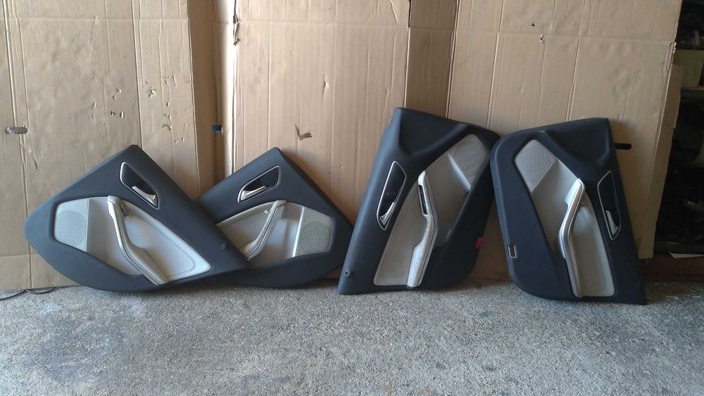 4 Quartelas, forras Mercedes A180 (W176). 2013