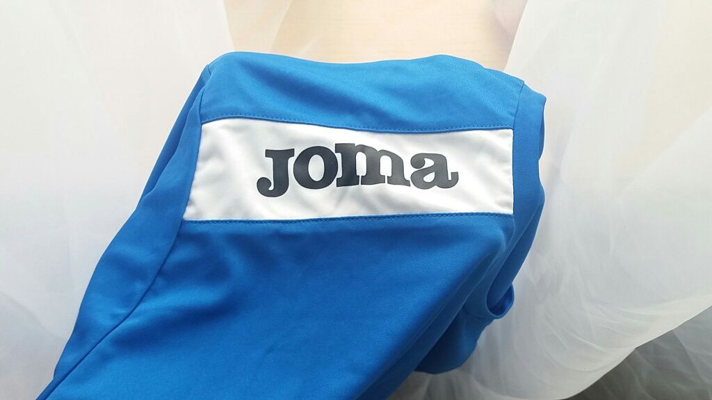 Продам волейбольную форму Joma