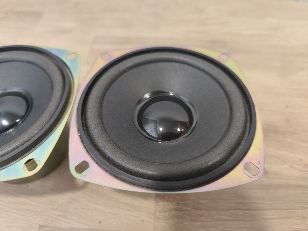 Пара НЧ динаміків Sven 20W 4Om