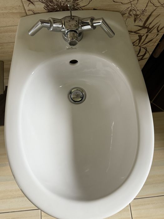 bidet ze stelażem Cersanit
